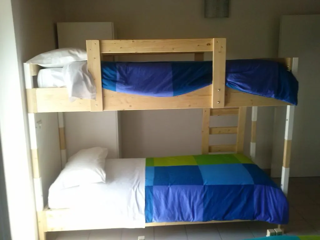Hostel Ostello Casa Rossa Laveno-Mombello