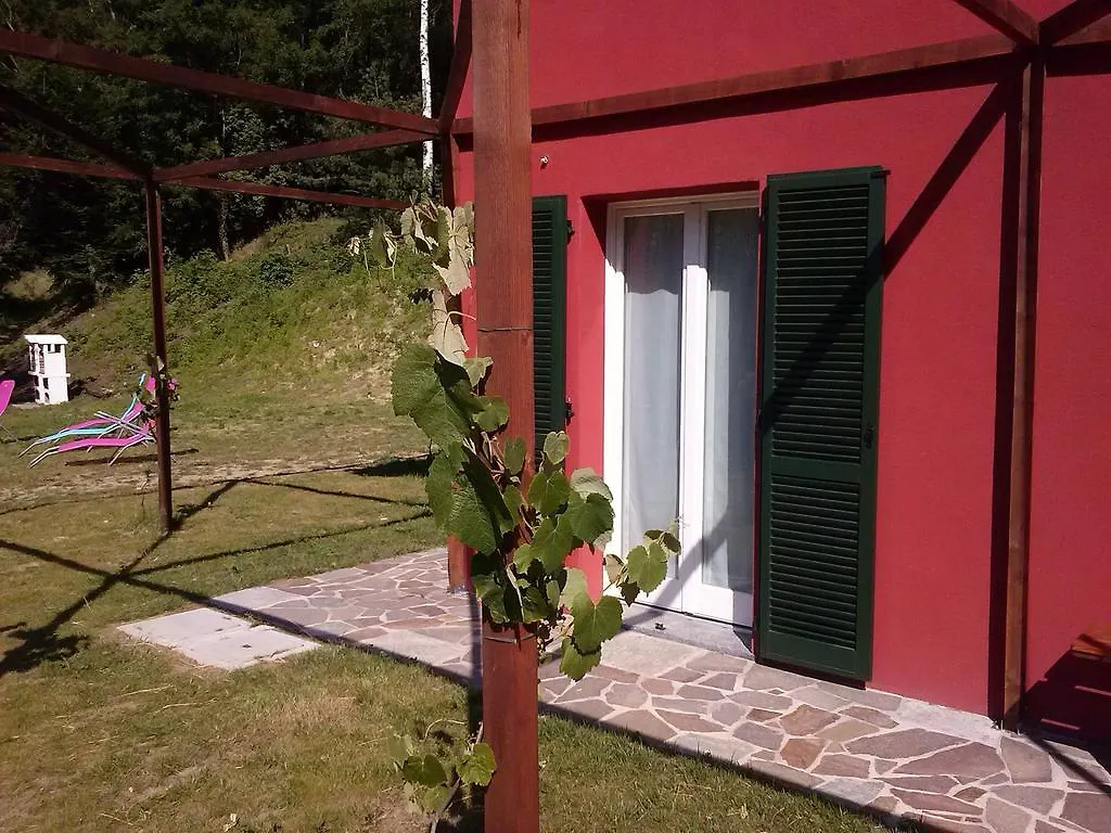 Ostello Casa Rossa Laveno-Mombello Hostel