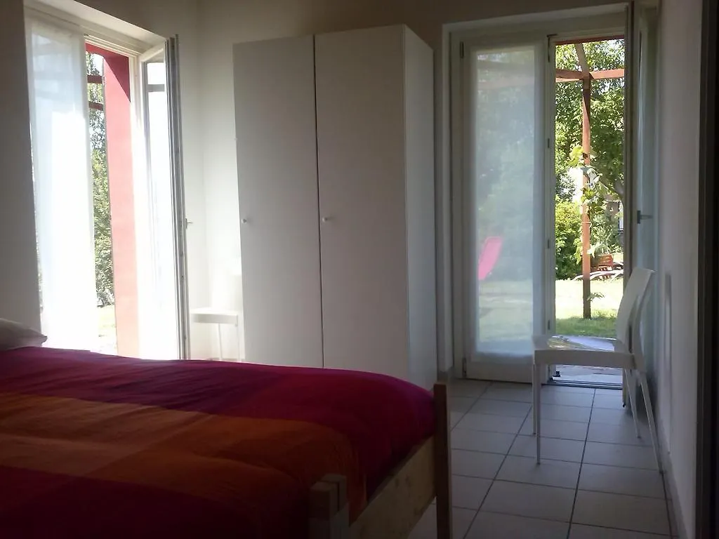 Hostel Ostello Casa Rossa Laveno-Mombello